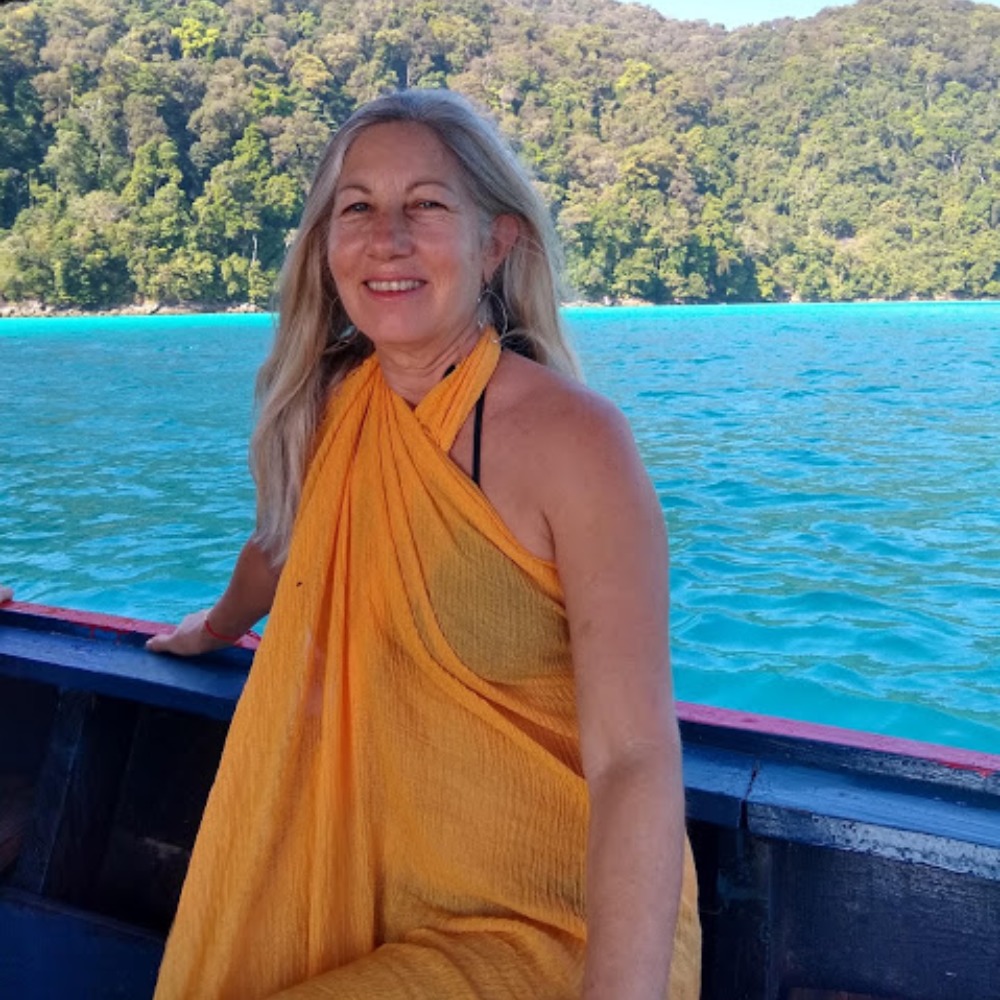 Meet your Posher, Laura